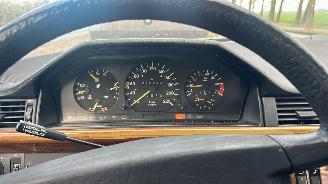 Mercedes 200-280 230E Automaat picture 4