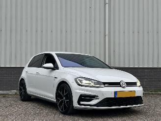 krockskadad bil auto Volkswagen Golf 1.5TSI R-Line 2018/1