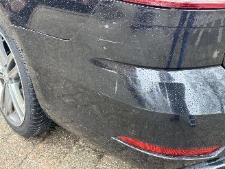 Volkswagen Golf 2.0TDI R-Line picture 9