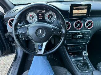 Mercedes A-klasse Mercedes-Benz A180 AMG Led picture 11