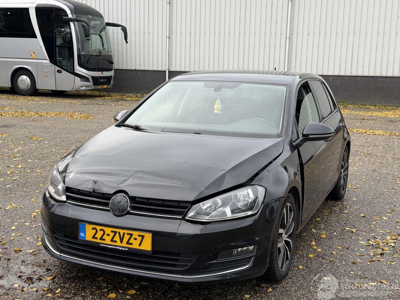Volkswagen Golf Golf 1.2 TSI Highline AUTOMAAT