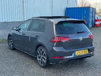 Volkswagen Golf 1.4 tsi R-line pano/DSG picture 4