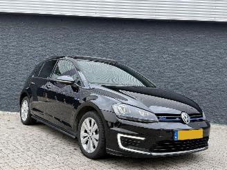 Auto incidentate Volkswagen Golf GTE PANO/DSG 2015/7