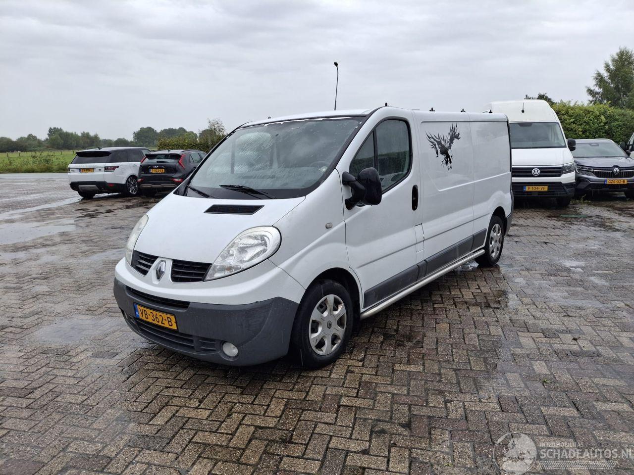 Renault Trafic 2.0 dci lang   90pk airco