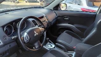 Mitsubishi Outlander 2.0 i 147pk automaat picture 8