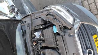 Audi A3 1.6 tdi  116pk pano navi clima leer picture 15