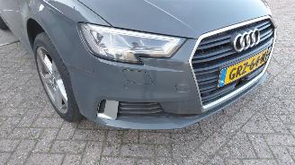 Audi A3 1.6 tdi  116pk pano navi clima leer picture 13