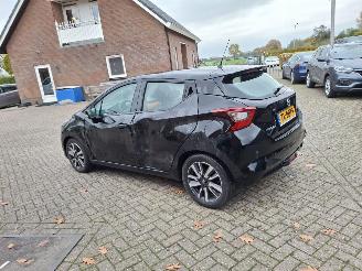 Nissan Micra 1.0i  73pk  airco picture 2