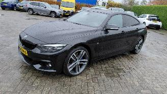 damaged passenger cars BMW 4-serie 418i  136pk  m paket  leer 2019/1