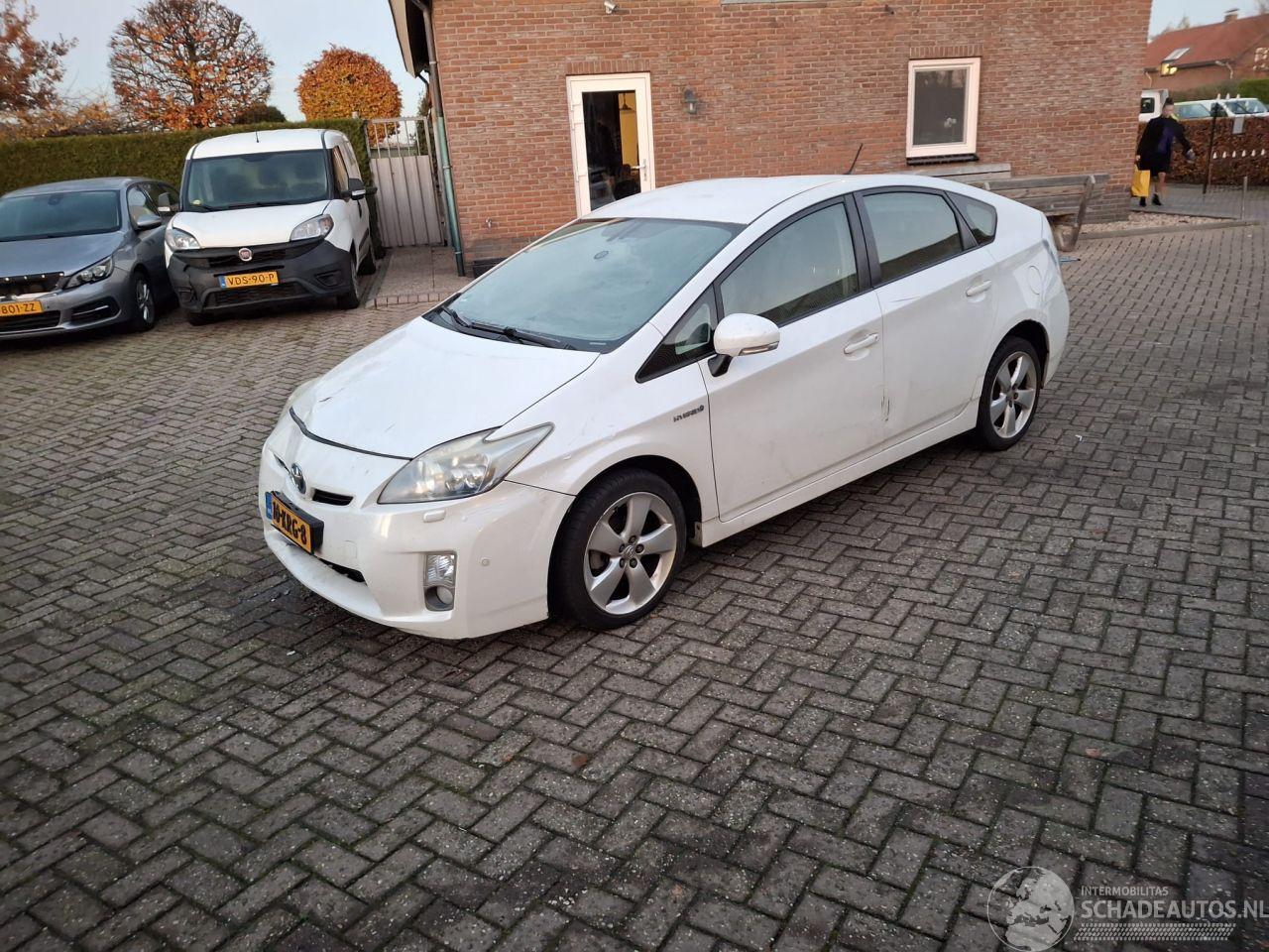 Toyota Prius 1.8i hybrid   navi