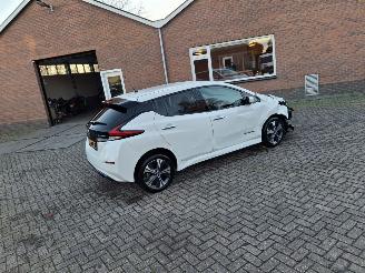 Nissan Leaf tekna  218pk       62kwh accu picture 3