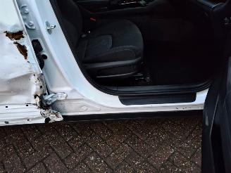 Kia Sportage 1.6 gdi hybrid   navi clima  147kw picture 17