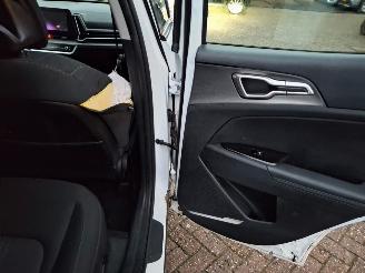 Kia Sportage 1.6 gdi hybrid   navi clima  147kw picture 15