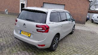 krockskadad bil auto Citroën Grand C4 SpaceTourer 1.2i  shine   96kw   navi 7 persoons 2022/3