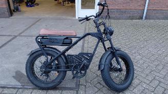 danneggiata biciclette OUXI  fatbike    tour weel 2024/4