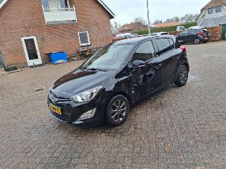 Hyundai I-20 1.2i 5drs airco   86pk picture 9