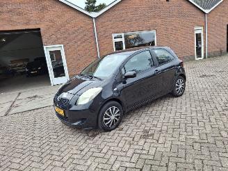Schadeauto Toyota Yaris 1.0 vti   airco  69pk 2006/8