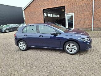 skadebil auto Volkswagen Golf 1.0e  tsi  hybrid  110pk 2023/8