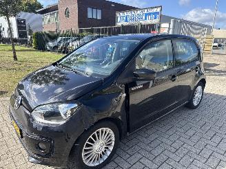  Volkswagen Up! 1.0 HIGH UP! LICHTE RIJDBARE SCHADE! BOUWJAAR 2013 2800 EURO 2013/2