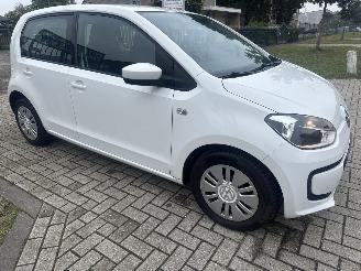 Volkswagen Up! 1.0 BLEU MOTION LICHTE SCHADE BOUWJAAR 2016  4150 EURO VAST picture 5