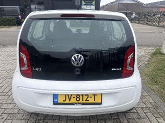 Volkswagen Up! 1.0 BLEU MOTION LICHTE SCHADE BOUWJAAR 2016  4150 EURO VAST picture 3