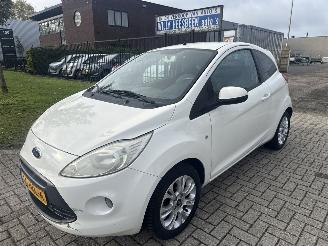 Unfallwagen Ford Ka 1.2 TITANIUM AIRCO BUMPERSCHADE BOUWJAAR 2009 1895 EURO 2009/7
