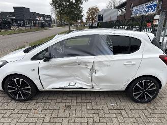 Opel Corsa 1.4 AUTOMAAT COLOR EDITION RIJDBAAR BOUWJAAR 2015  3750 EURO picture 4