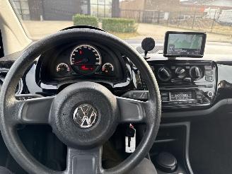 Volkswagen Up! 1.0 BLEUMOTION MET SPUITWERK! BOUWJAAR 2016  4200 EURO VAST! picture 12