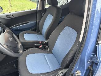 Hyundai I-10 1.0i GO LICHTE SCHADE! BOUWJAAR 2015 64797 KM 3850 EURO VAST picture 10