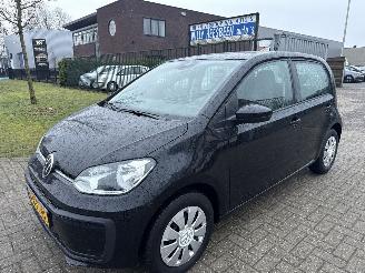 damaged passenger cars Volkswagen Up! 1.0 UP! LICHTE SCHADE! BOUWJAAR 2021 77490 KM  7500 EURO VAST 2021/9