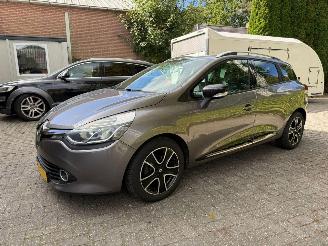 uszkodzony samochody osobowe Renault Clio 1.5 DCI AIRCO NAVI CRUISE 2014/4