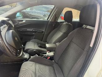 Alfa Romeo Giulietta 1.6 JTDM DISTINCTIVE picture 12