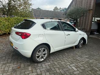 Alfa Romeo Giulietta 1.6 JTDM DISTINCTIVE picture 7