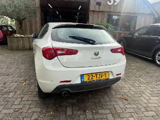 Alfa Romeo Giulietta 1.6 JTDM DISTINCTIVE picture 5