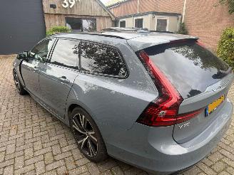 Volvo V-90 2.0 T6 AWD PLUGIN PANO HARMAN/KARDON picture 5