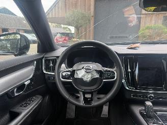 Volvo V-90 2.0 T6 AWD PLUGIN PANO HARMAN/KARDON picture 16
