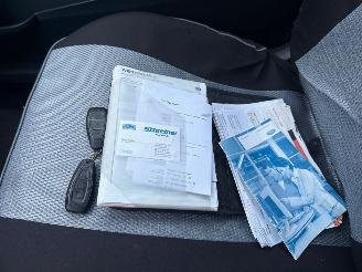 Ford Fiesta 1.6 TDCI GHIA AIRCO STOELVERWARMING SPORTVELGEN picture 19