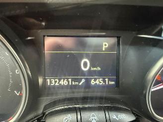 Peugeot 2008 1.2 puretech Allure AUT! navi pano camera picture 24