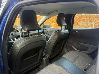 Renault Clio 1.0 Intens navi pdc picture 16