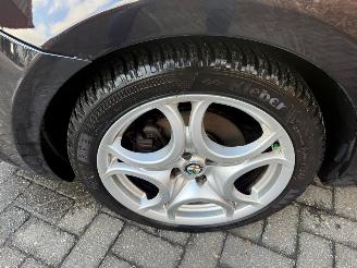 Alfa Romeo MiTo 1.3 TJDM GEEN SCHADE! LIMTED EDITION picture 12