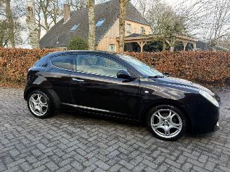 Alfa Romeo MiTo 1.3 TJDM GEEN SCHADE! LIMTED EDITION picture 4