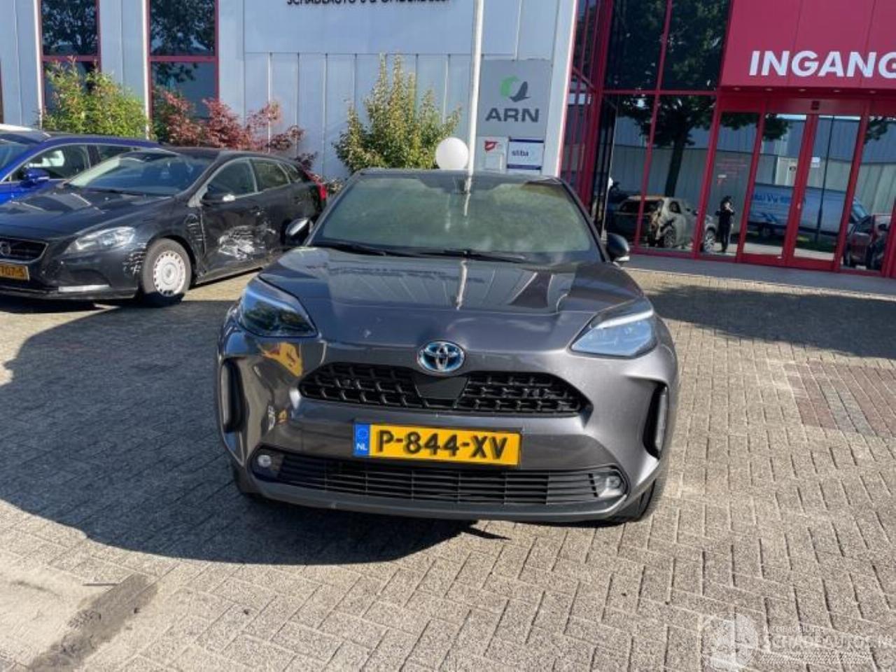 Toyota Yaris Yaris Cross (PB1/PJ1), SUV, 2020 1.5 12V Hybrid 115