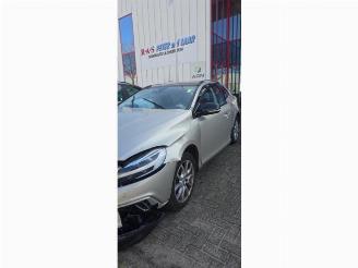 Purkuautot passenger cars Volvo V-40 V40 Cross Country (MZ), Hatchback 5-drs, 2012 / 2019 1.5 T3 16V Geartronic 2019/1