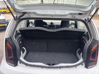 Volkswagen Up!  picture 11