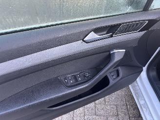 Volkswagen Passat 1.4 TSI PHEV GTE Business picture 13