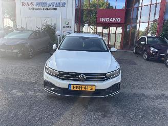 Unfallwagen Volkswagen Passat 1.4 TSI PHEV GTE Business 2020/1