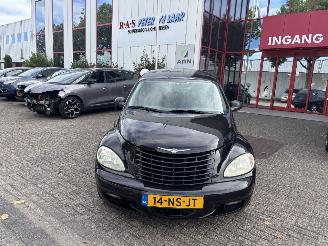 Vaurioauto  passenger cars Chrysler Pt-cruiser  2004/2