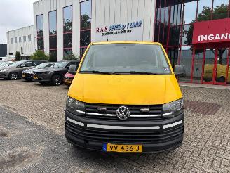 Volkswagen Transporter 2.0 TDI picture 1