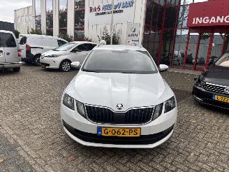 škoda osobní automobily Skoda Octavia 1.6 TDI GREENTECH CL 2019/11