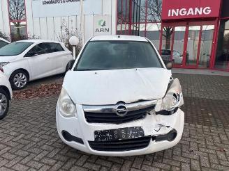 Vrakbiler auto Opel Agila Agila (B), MPV, 2008 / 2014 1.0 12V 2011/10